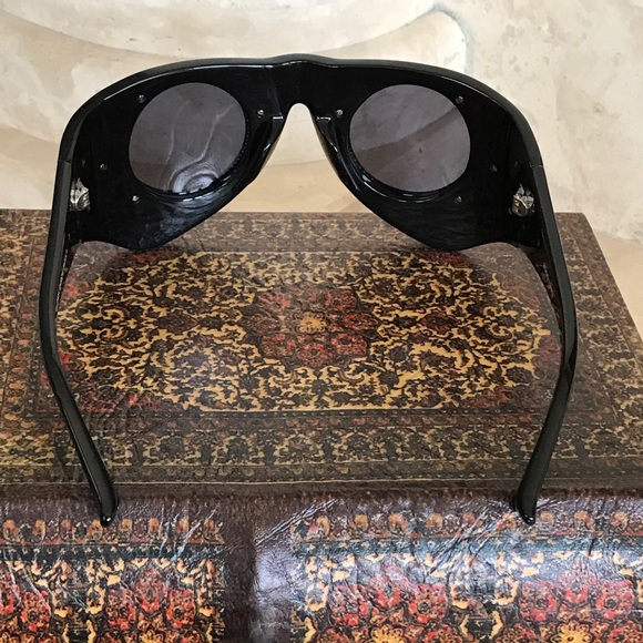 Linda Farrow sunglasses - Picture 5 of 8